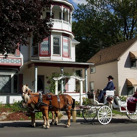 Amherstburg Bondy House Bed & Breakfast المظهر الخارجي الصورة