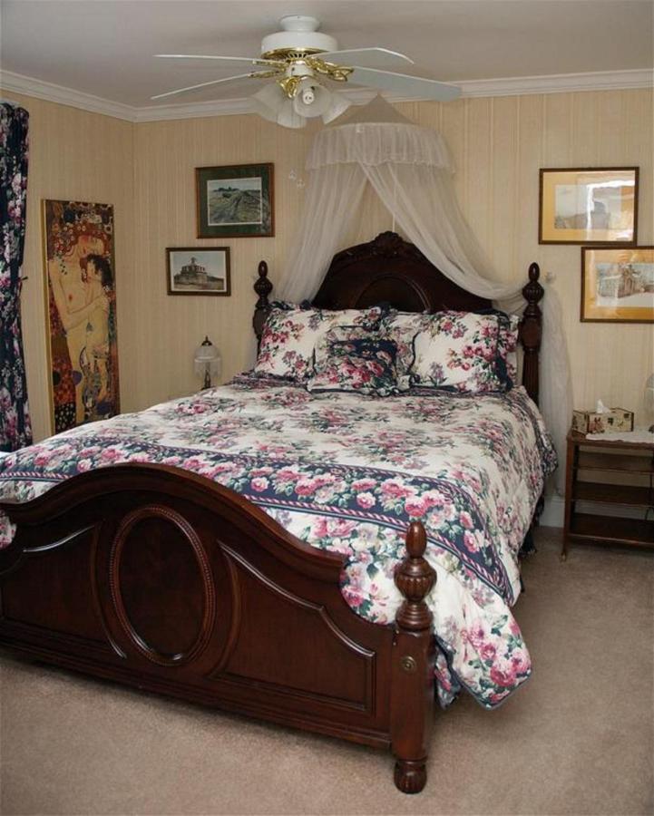Amherstburg Bondy House Bed & Breakfast المظهر الخارجي الصورة